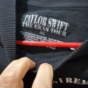 Women’s Taylor Swift The Eras Tour “All Too Well”  Black Crewneck Sweater, XL